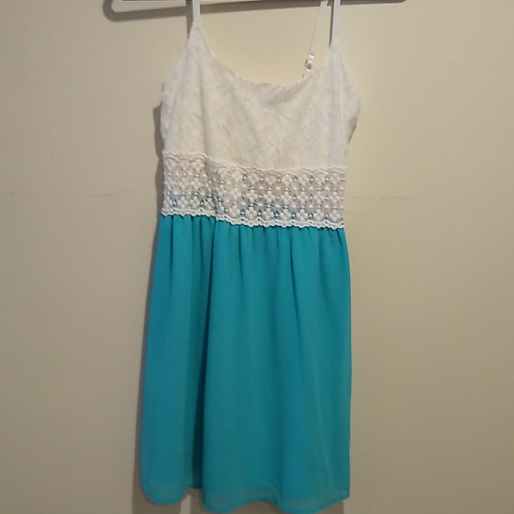 3/20 Color Block Dress - Picture 2 of 4